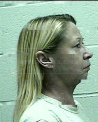Janice D Schutkesting