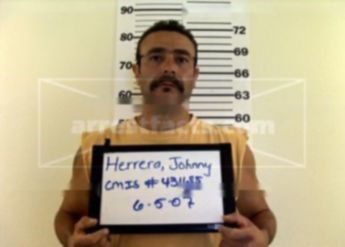 Johnny C Herrera