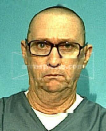 Darrell L Smith
