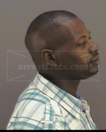 Derrick Shun Runnels