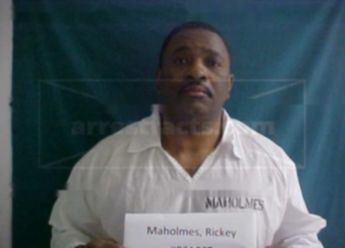 Rickey L Maholmes