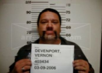 Vernon Wendell Devenport