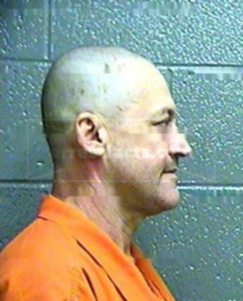 Travis L Wigington