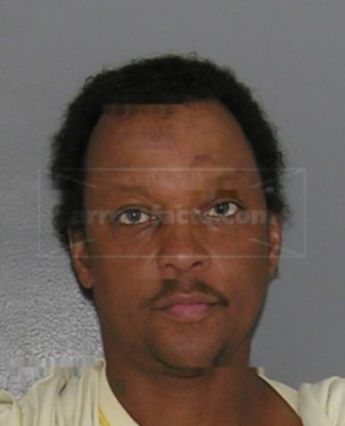 Michael Lorenze Harvey