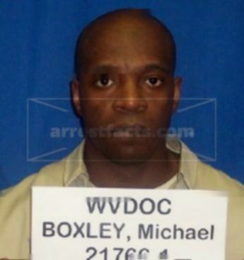 Michael D Boxley