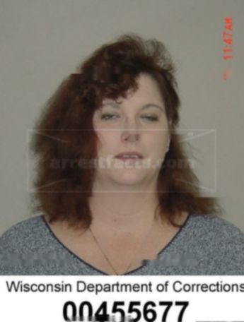 Elizabeth M Chambers