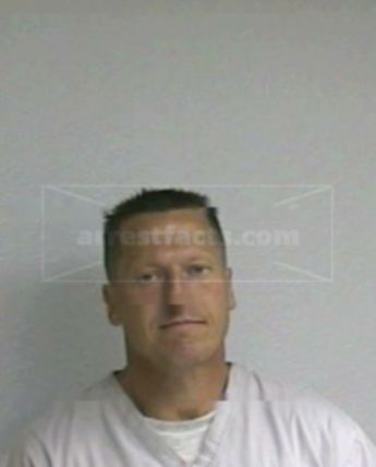 Curtis W Custer