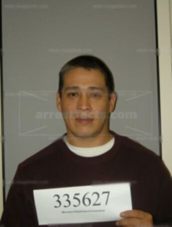 Matthew D Valliere