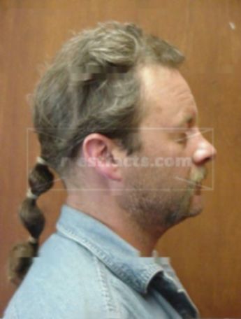 Wayne W Mccune