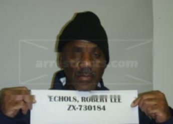 Robert Lee Echols