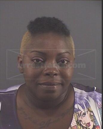 Bernisha Waynette Linwood