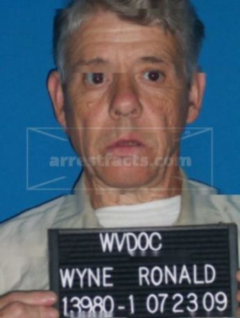 Ronald L Wyne