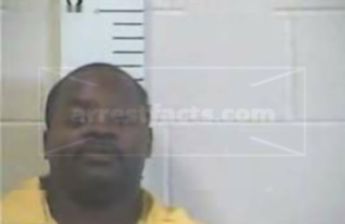 Travis Tyrone Shelton