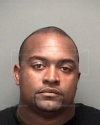 Tavares Antwan White