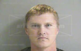 Derrick Wayne Lutringer