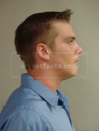 Aaron E Barnett