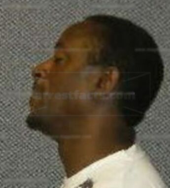 Dante D Bracey