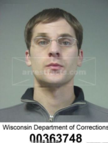 Matthew P Checki