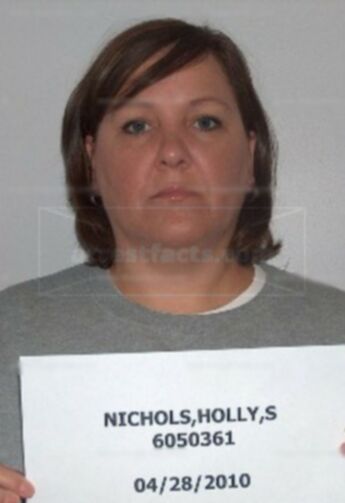 Holly S Nichols