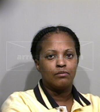 Trecy Darthard White