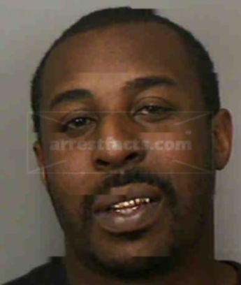 Donavon Demond Holmes