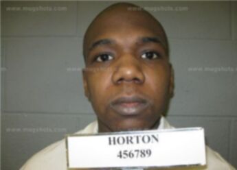 Dennis Lorenzo Horton