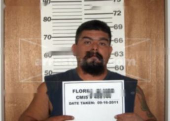 Elmer Flores