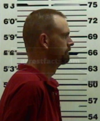 Travis L Whittaker
