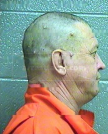 Bobby W Maness