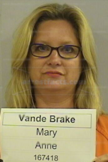 Mary Anne Vande Brake