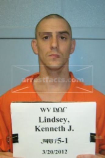 Kenneth J Lindsey