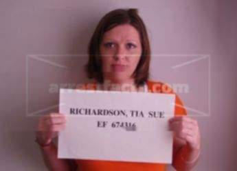 Tia Sue Richardson