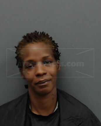 Anitrius Laria Glover