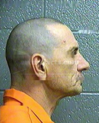 Bobby D Starnes