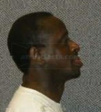 Dante D Bracey