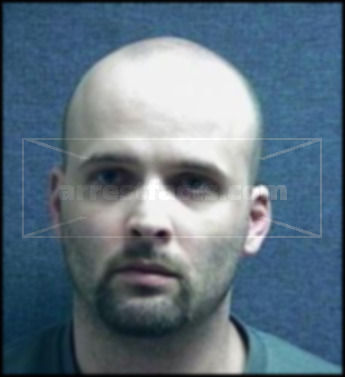 Travis Lynn Settles