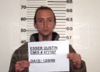 Dustin Lee Esser