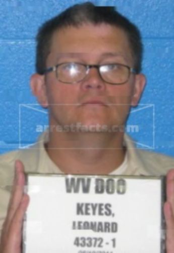 Leonard B Keyes