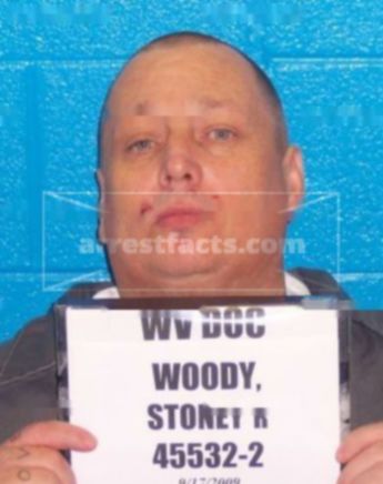 Stoney R Woody