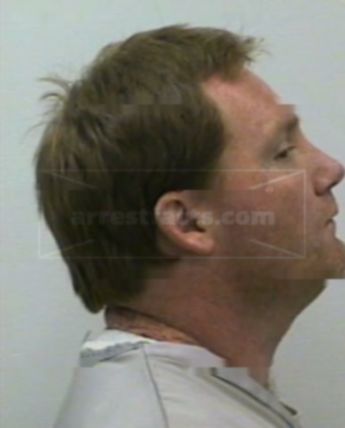 Lee R Reynolds Iii