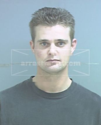 Travis Lee Maynard