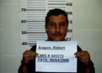 Robert Aragon