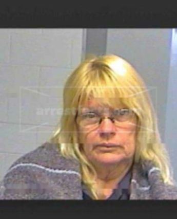 Gail Maureen Summitt