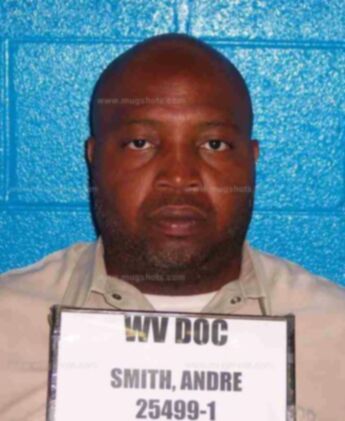 Andre M Smith