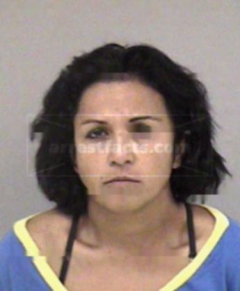 Ruth L Ramirez