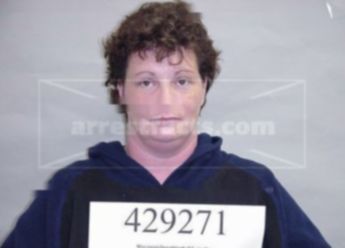 Trudy L Doan