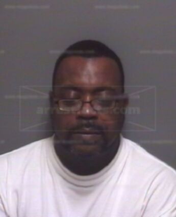 Derrick Tyrone Smith