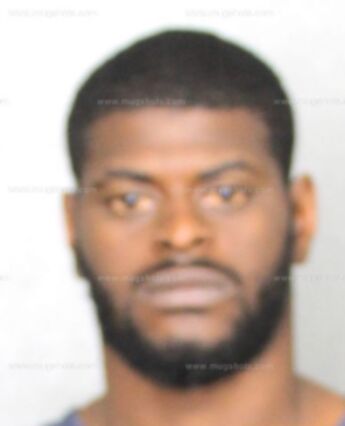 Deandre R Coleman
