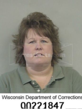 Lisa M Heintz