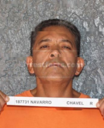 Chavel R Navarro